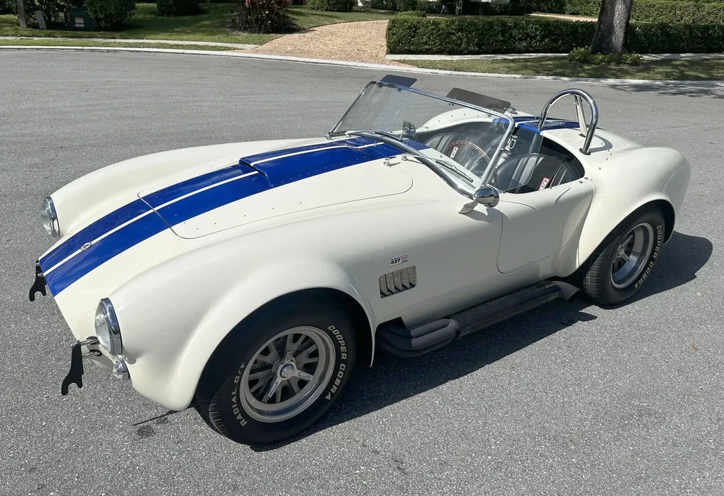 2007 Superformance - Image 10 of 31