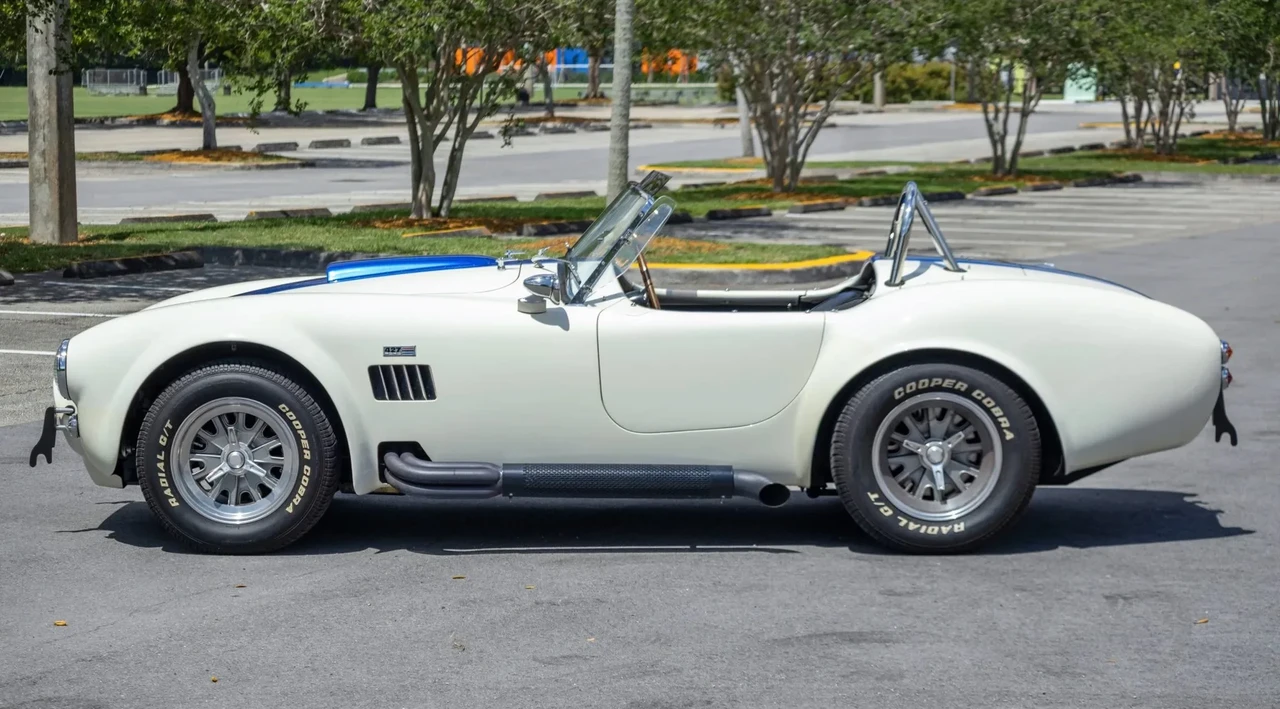2007 Superformance - Image 9 of 31