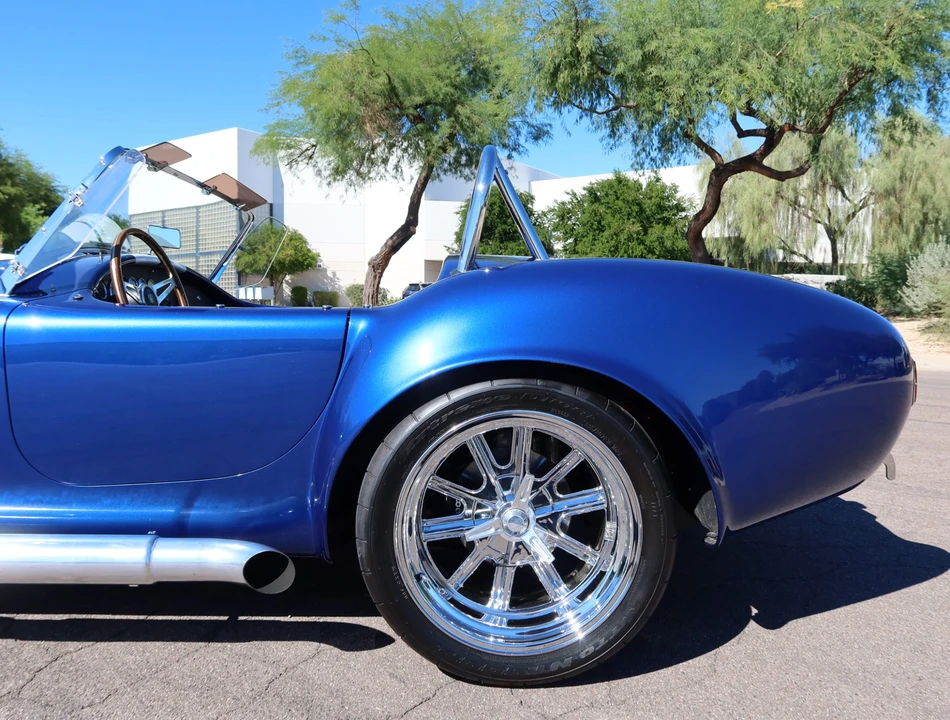 Shelby Cobra Replica - Image 28 of 31