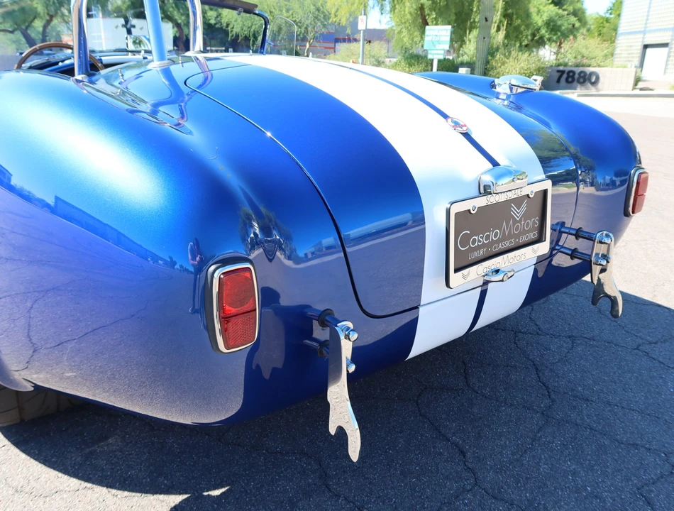 Shelby Cobra Replica - Image 26 of 31