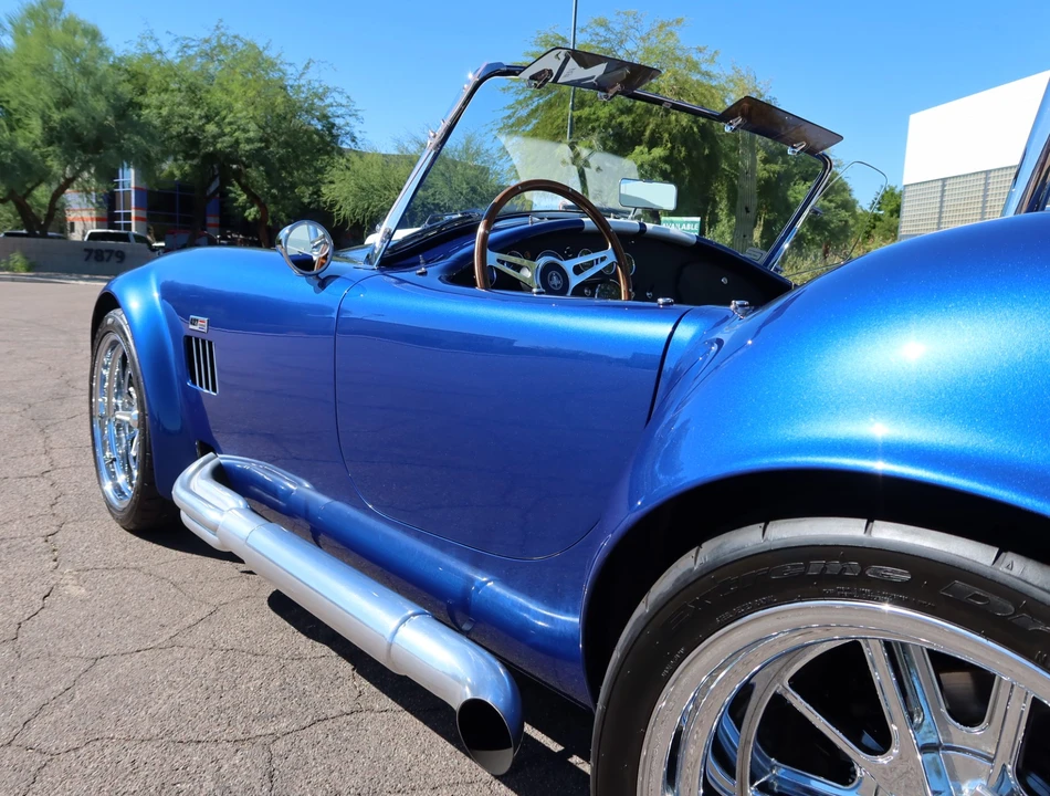 Shelby Cobra Replica - Image 24 of 31