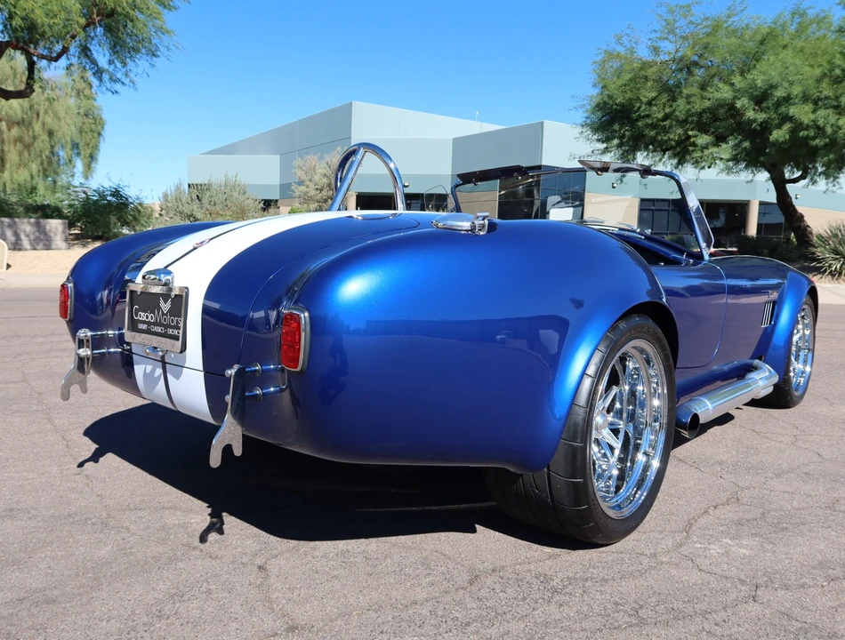 Shelby Cobra Replica - Image 9 of 31