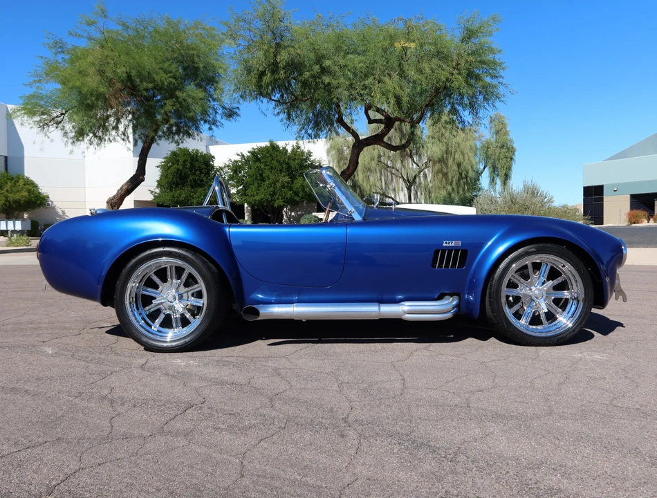 Shelby Cobra Replica - Image 10 of 31