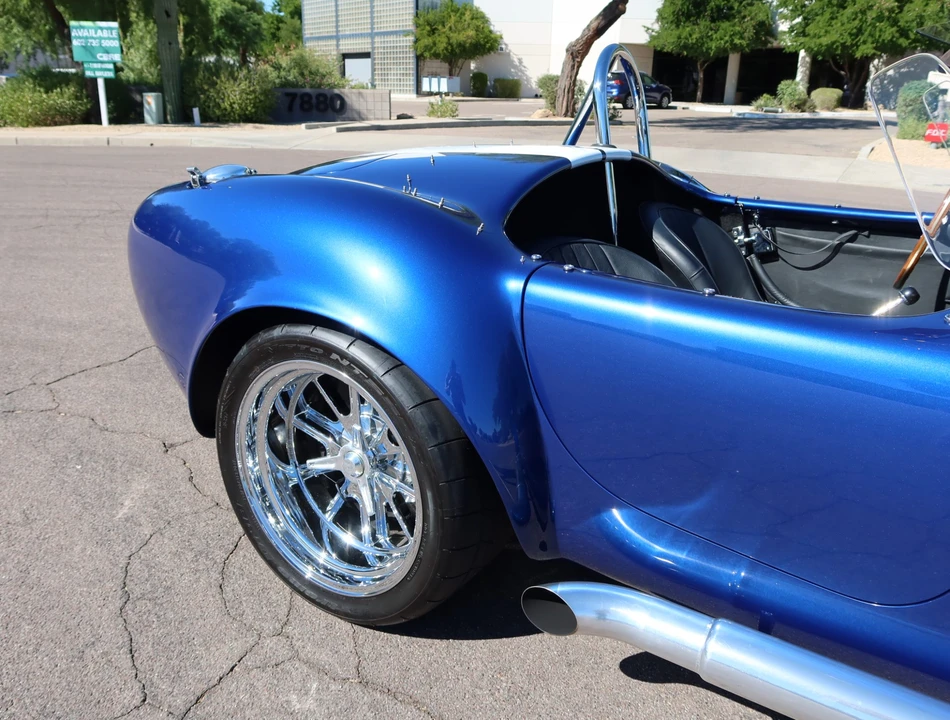 Shelby Cobra Replica - Image 18 of 31