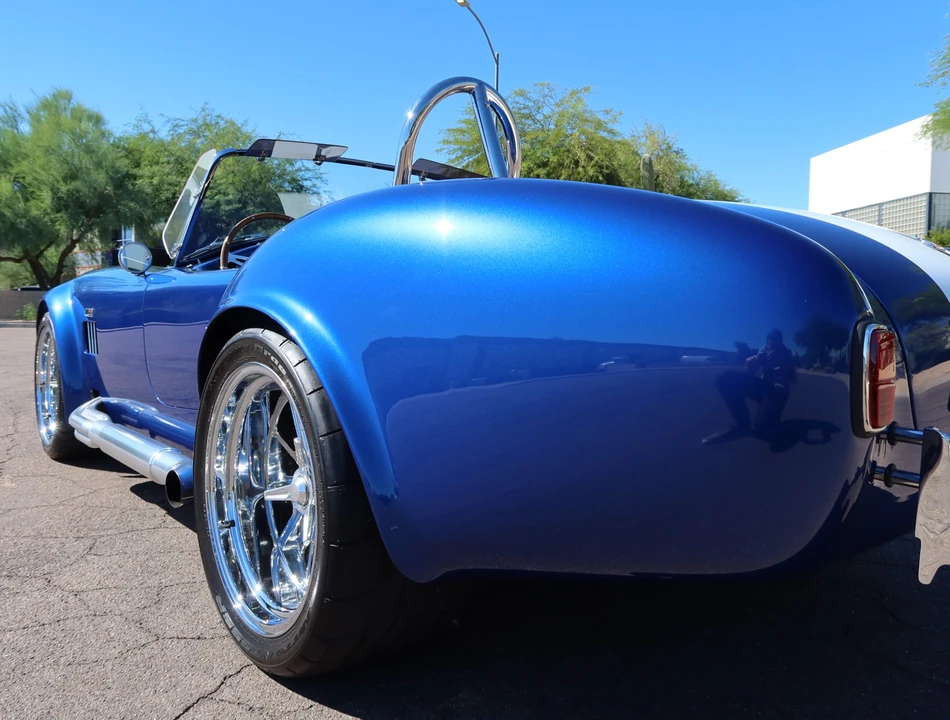 Shelby Cobra Replica - Image 27 of 31