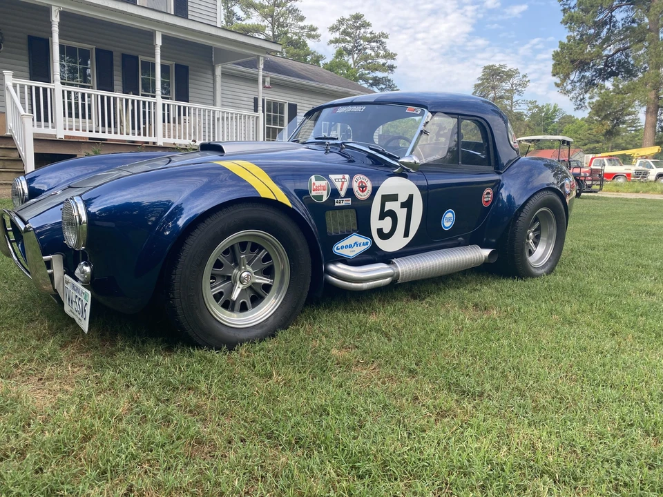 Shelby Cobra Replica - Image 2 of 31