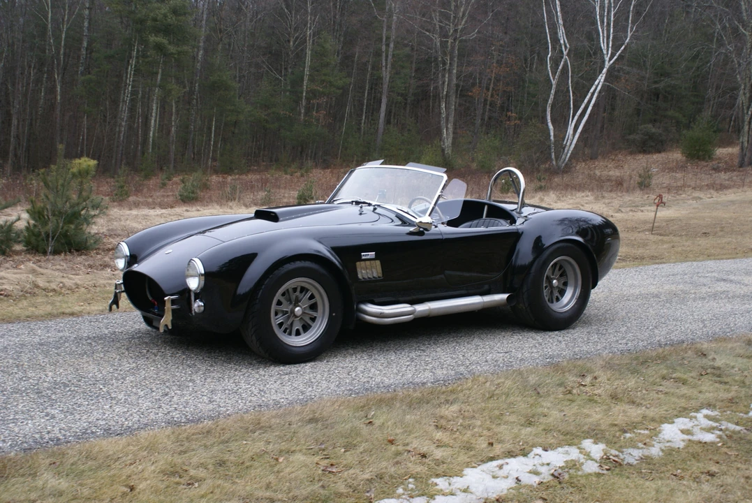 Shelby Cobra Replica - Image 12 of 31