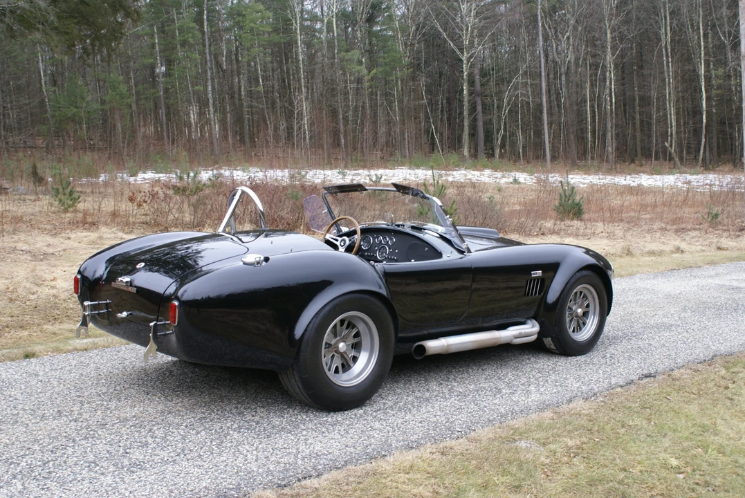 Shelby Cobra Replica - Image 18 of 31