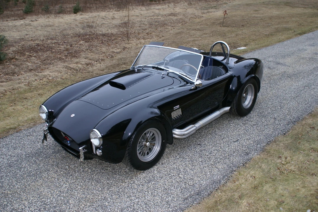 Shelby Cobra Replica - Image 10 of 31