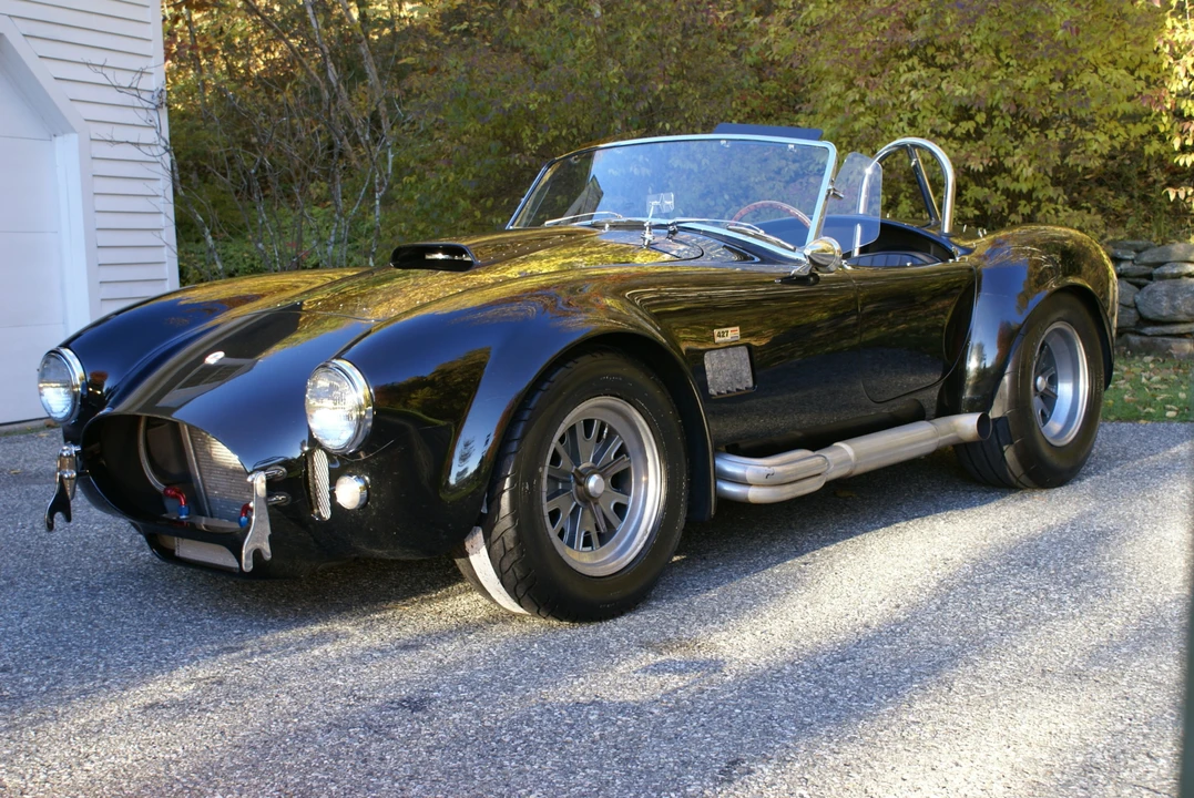Shelby Cobra Replica - Image 9 of 31