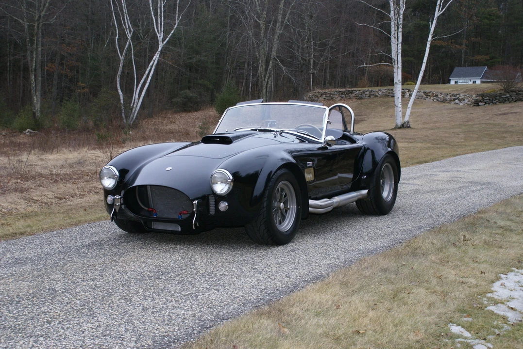 Shelby Cobra Replica - Image 11 of 31