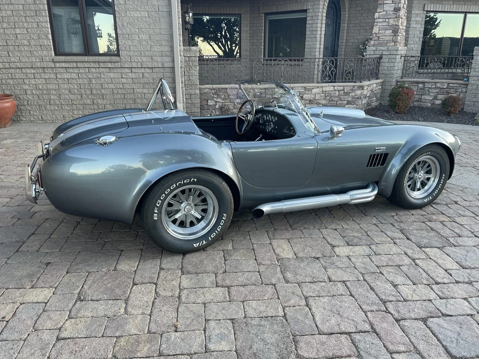 Shelby Cobra Replica - Image 19 of 31