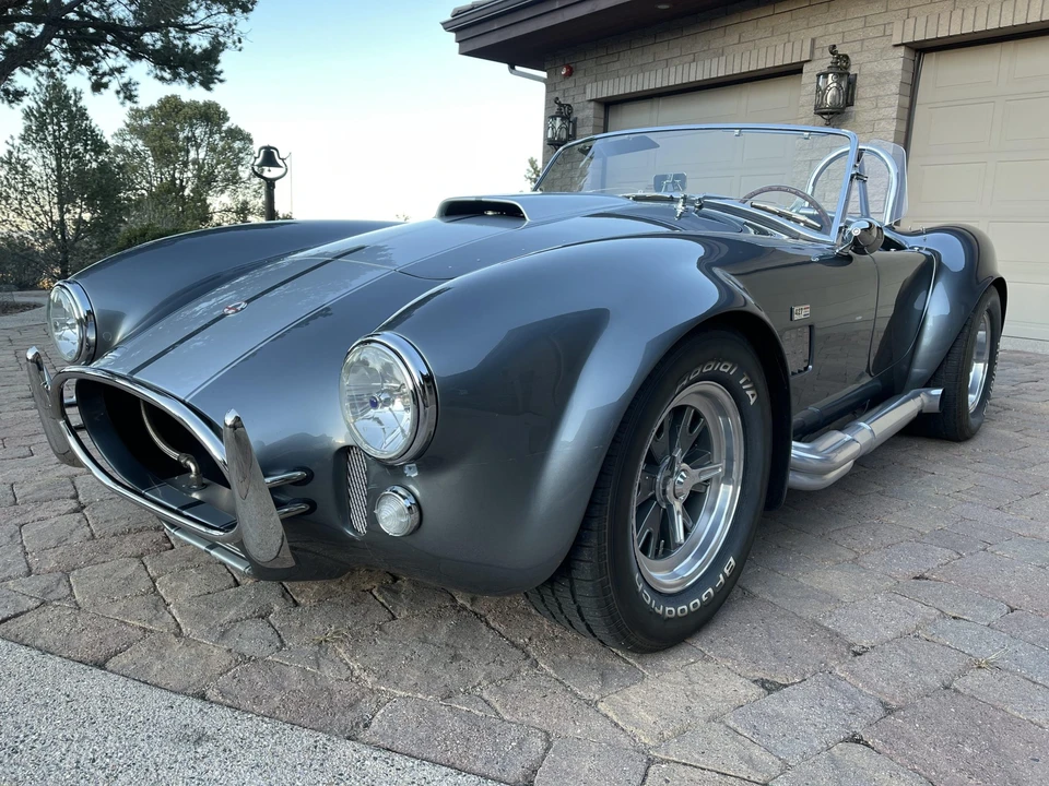 Shelby Cobra Replica - Image 5 of 31