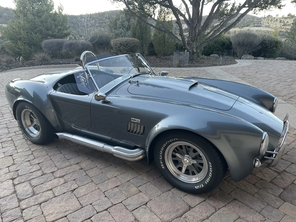 Shelby Cobra Replica - Image 21 of 31
