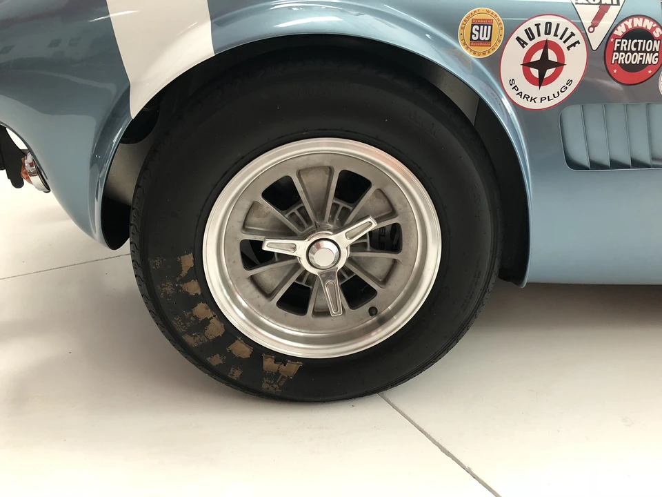 Shelby Cobra Replica - Image 19 of 31