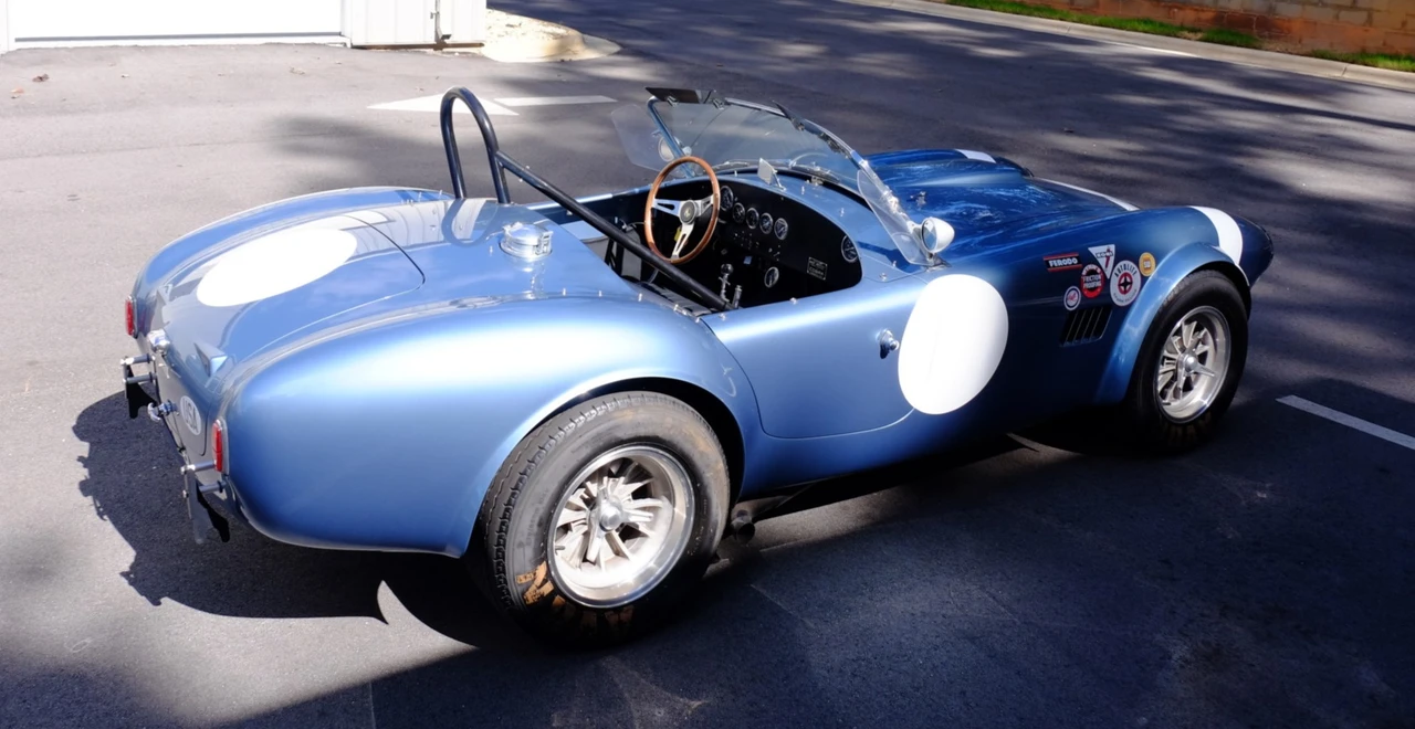 Shelby Cobra Replica - Image 11 of 31