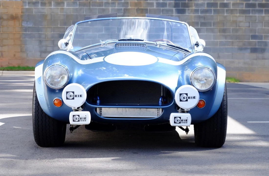 Shelby Cobra Replica - Image 5 of 31