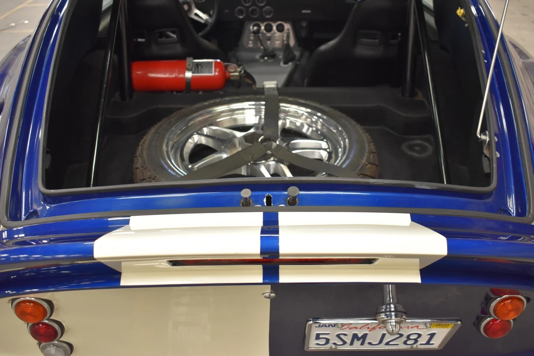 Shelby Daytona Replica - Image 9 of 31