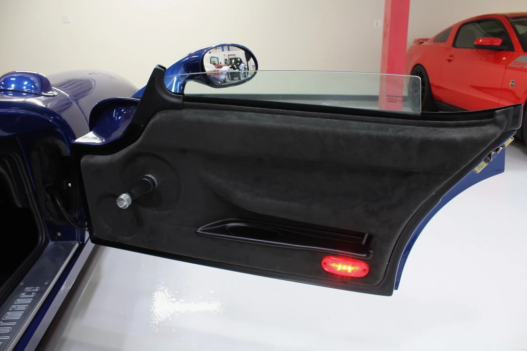 Shelby Daytona Replica - Image 28 of 31