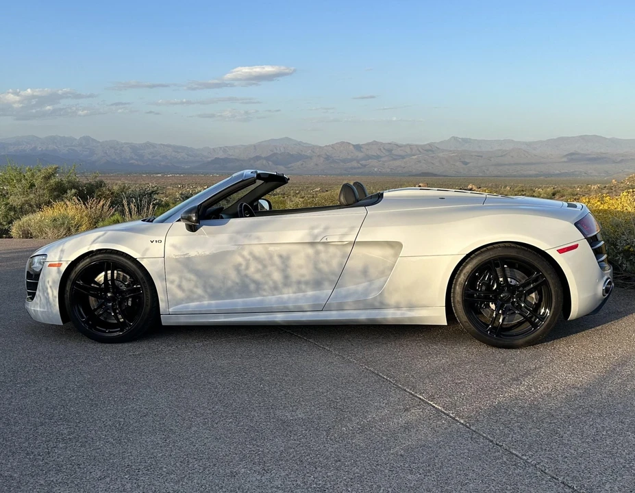2011 Audi 42 R8 - Image 14 of 31