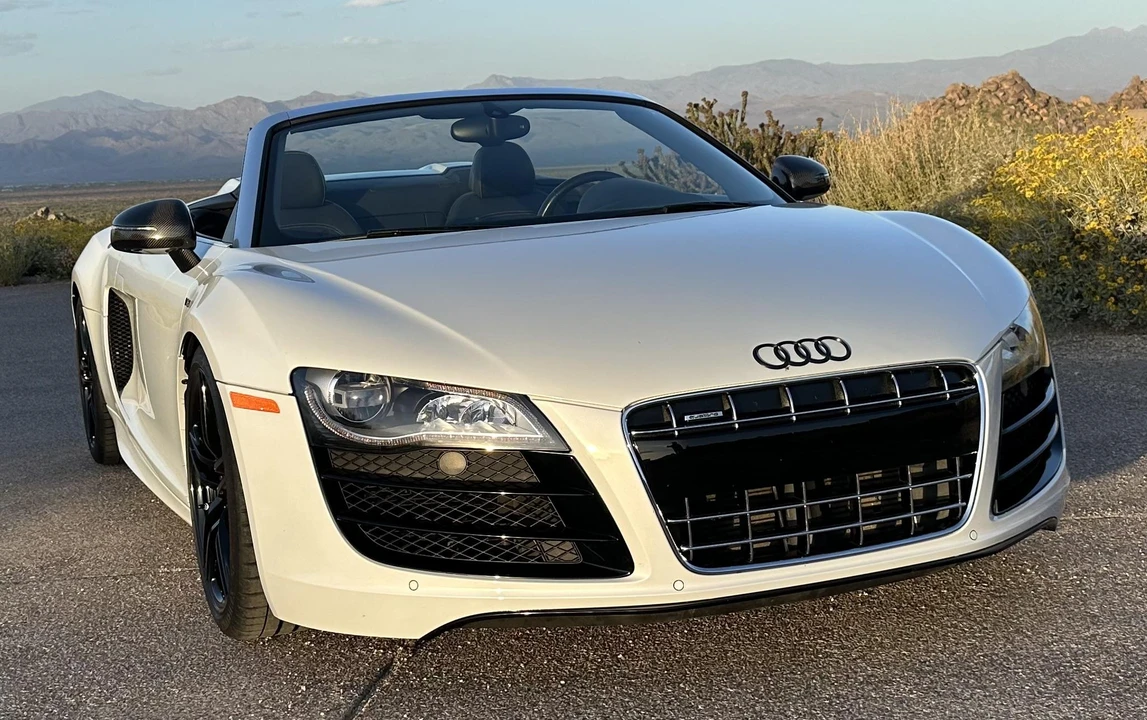 2011 Audi 42 R8 - Image 6 of 31