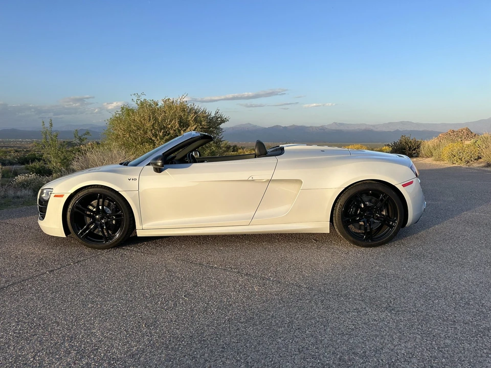 2011 Audi 42 R8 - Image 13 of 31