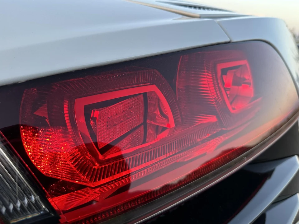 2011 Audi 42 R8 - Image 27 of 31