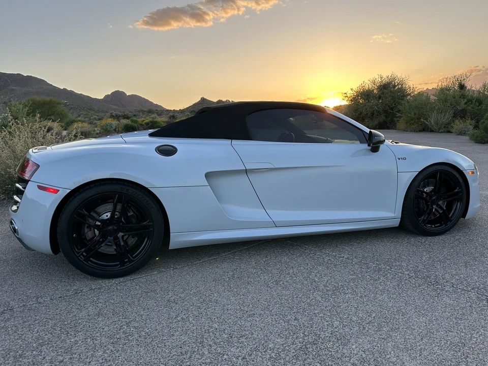 2011 Audi 42 R8 - Image 19 of 31