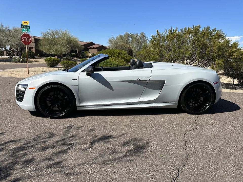 2011 Audi 42 R8 - Image 15 of 31