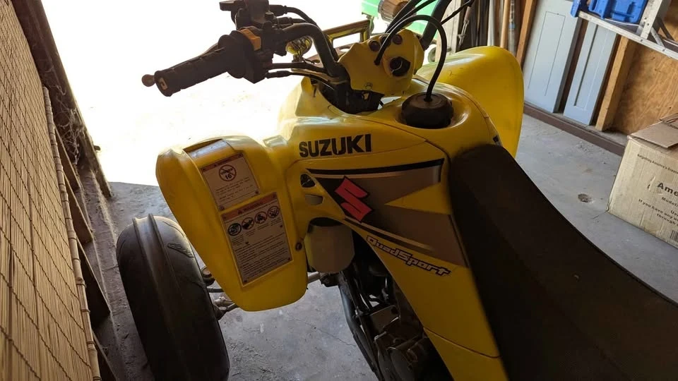 Suzuki Motorcycles - Image 3 of 6