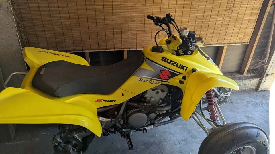 Suzuki Motorcycles - Image 5 of 6