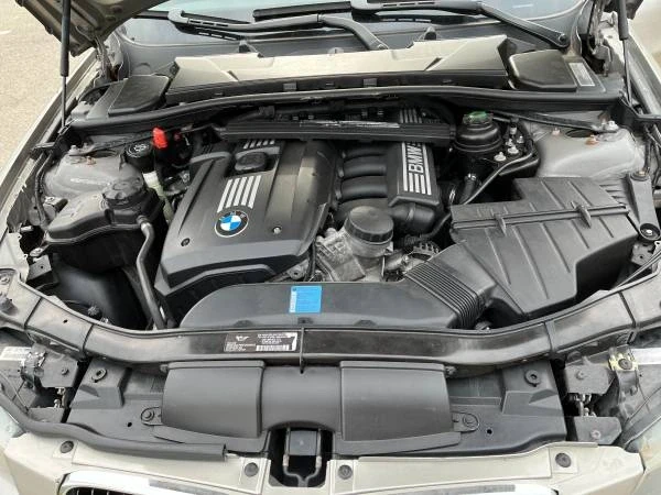 2009 BMW E90 3 Series Sedan - Image 4 of 16