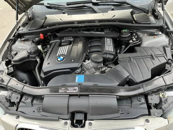 2009 BMW E90 3 Series Sedan - Image 4 of 16