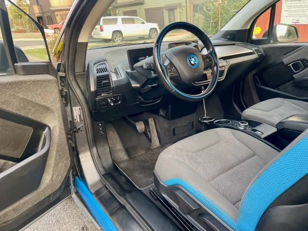 2017 BMW i3 - Image 6 of 7