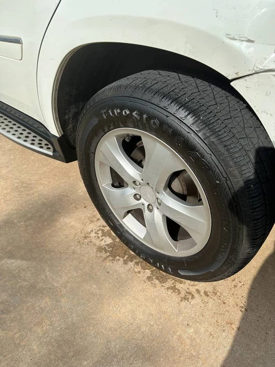 2010 Mercedes-Benz X164 GL-Class - Image 11 of 18