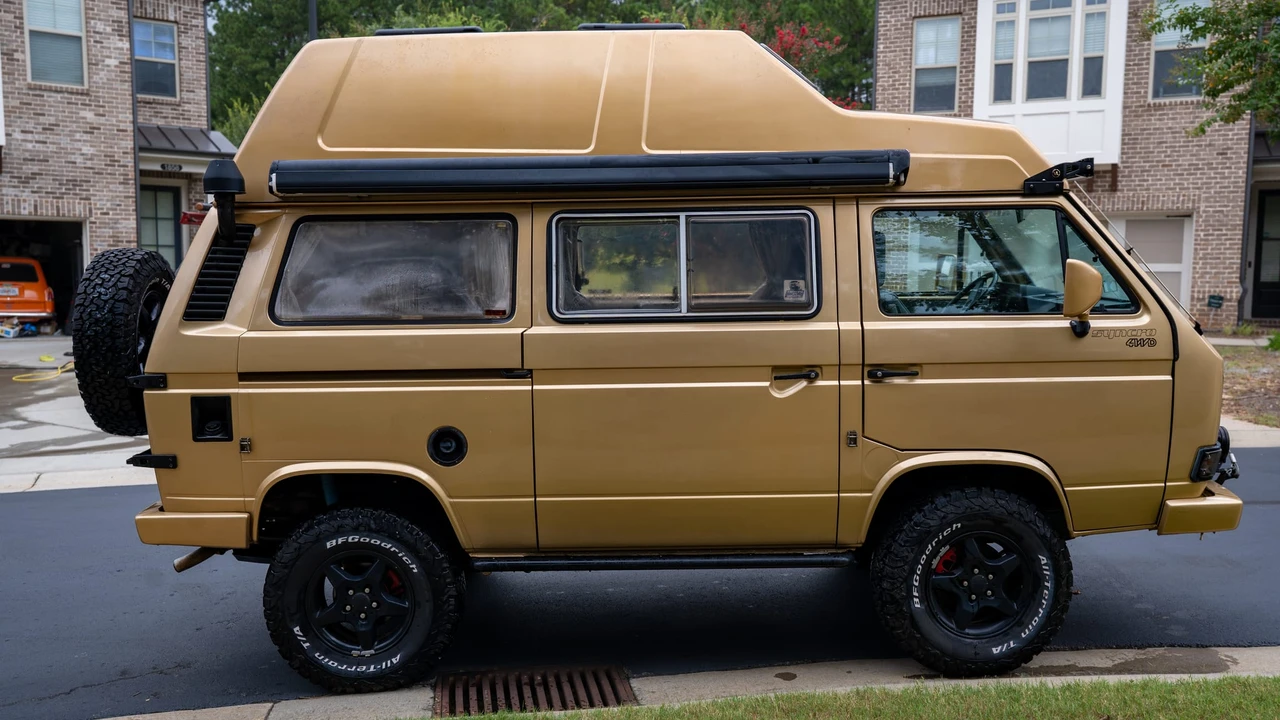 1989 Volkswagen Vanagon - Image 11 of 31