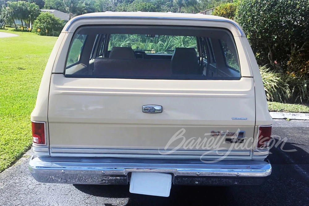 1987 GMC Suburban 7th Gen - Image 15 of 15