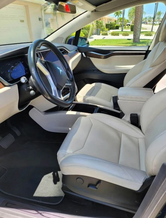 2018 Tesla Model X - Image 6 of 9