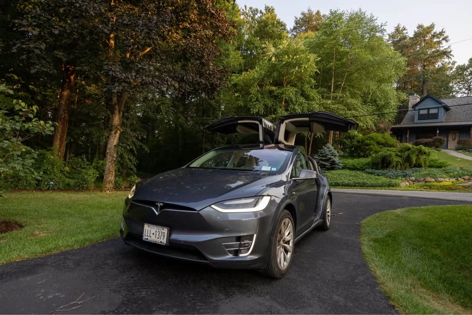 2018 Tesla Model X - Image 5 of 9