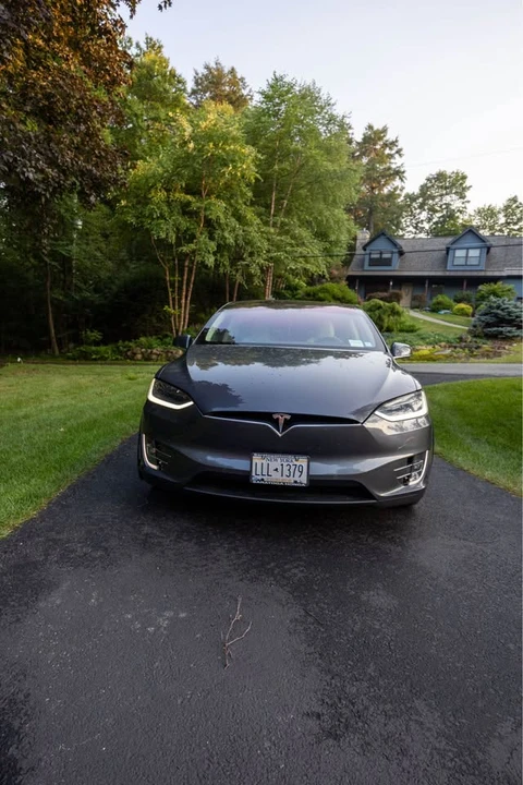 2018 Tesla Model X - Image 2 of 9