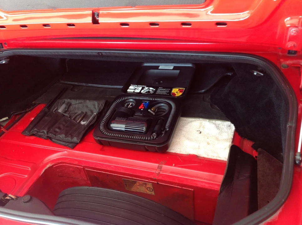 1990 Porsche 944 S2 - Image 9 of 15