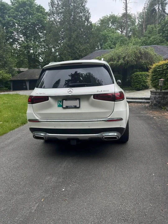 2023 Maybach - Image 2 of 4