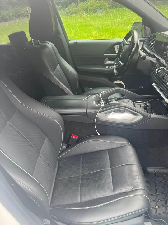 2023 Maybach - Image 3 of 4