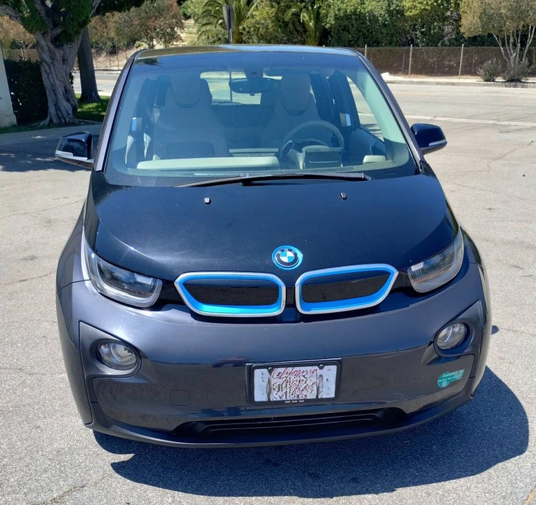 2015 BMW i3 - Image 2 of 7