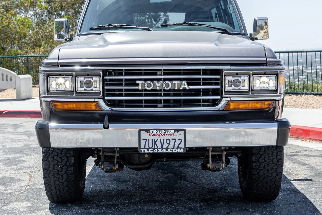 1990 Toyota J60 Land Cruiser - Image 11 of 31