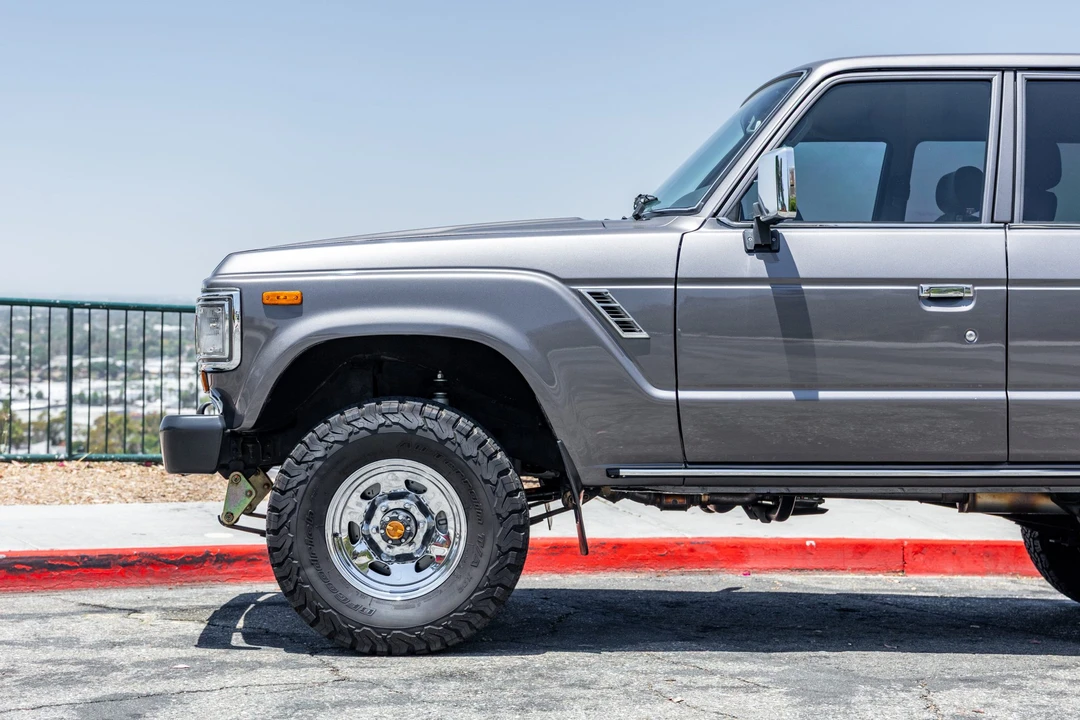 1990 Toyota J60 Land Cruiser - Image 21 of 31
