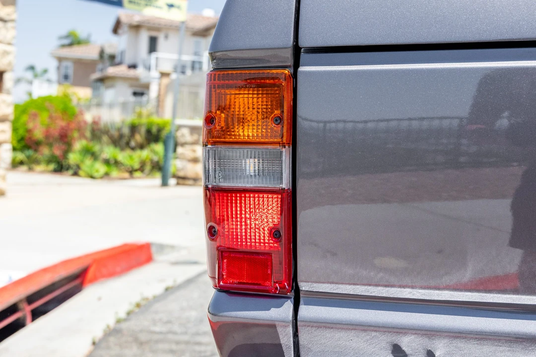 1990 Toyota J60 Land Cruiser - Image 17 of 31