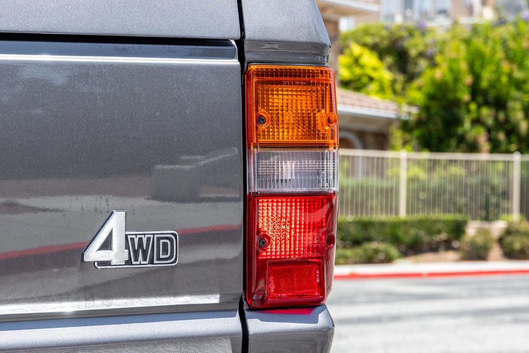 1990 Toyota J60 Land Cruiser - Image 18 of 31