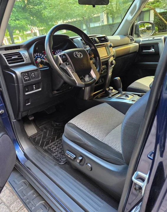 2014 Toyota 4Runner 5th Gen - Image 11 of 22