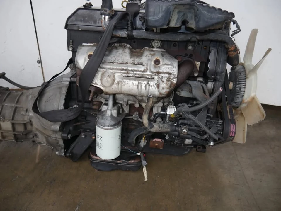 Toyota 4Runner 2nd Gen - Image 4 of 10
